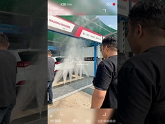 Caliente bienvenido cliente de Irán vienen a visitar nuestra fábrica!Lavadora de coches Kolon merece su confianza!