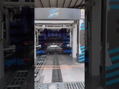 ¡Un técnico de Kolon ha instalado una máquina de lavado de coches en un túnel en Indonesia!