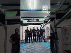 ¡Los técnicos de Kolon han instalado y puesto en funcionamiento un lavador de autos sin contacto completamente en Filipinas!