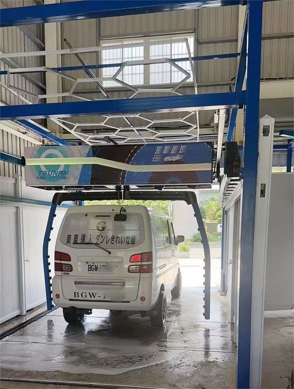 Máquina de lavado de automóviles sin contacto de chorro de agua de alta presión para limpieza profesional con dos brazos