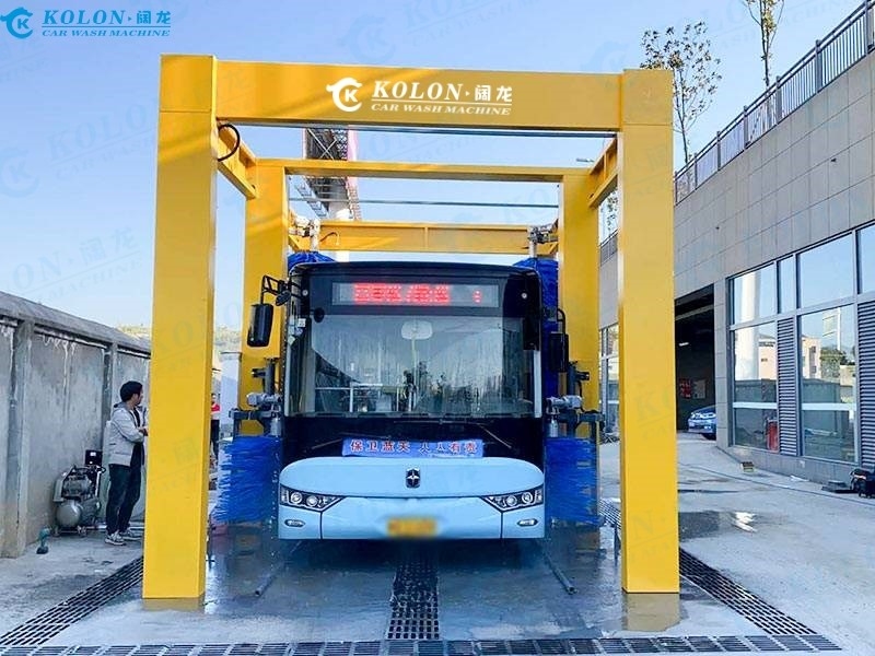 Máquina de limpieza automática de autobuses rápida y limpiadora KOLON con velocidad de limpieza de 2-3 min/auto